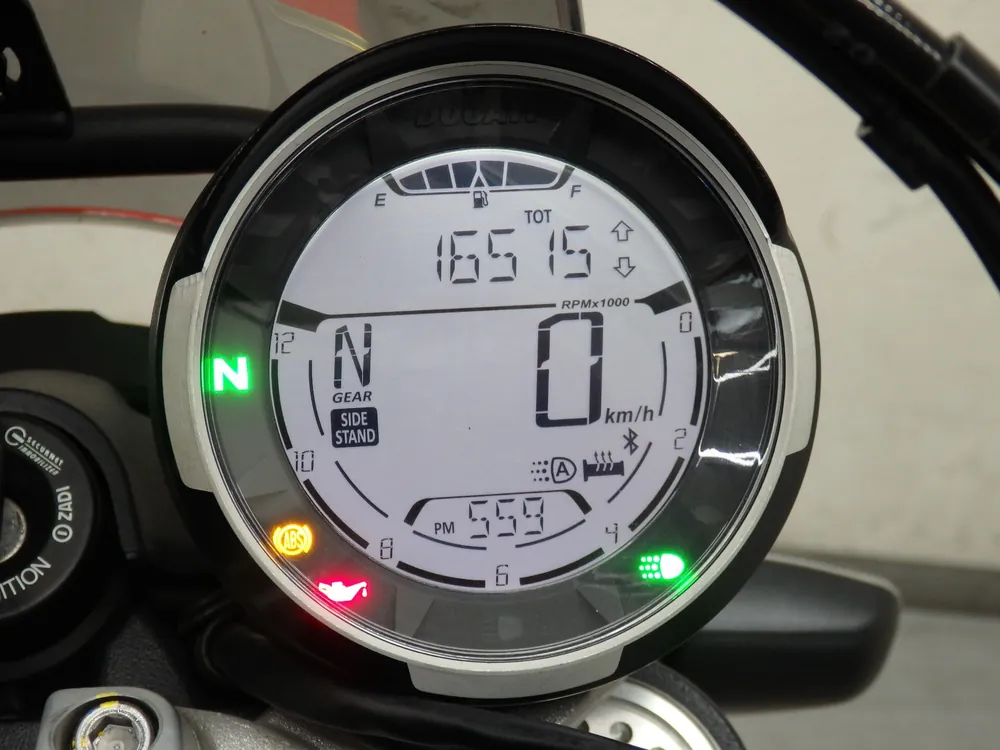 Ducati Scrambler Urban Motard 2023, white / red, фото 5