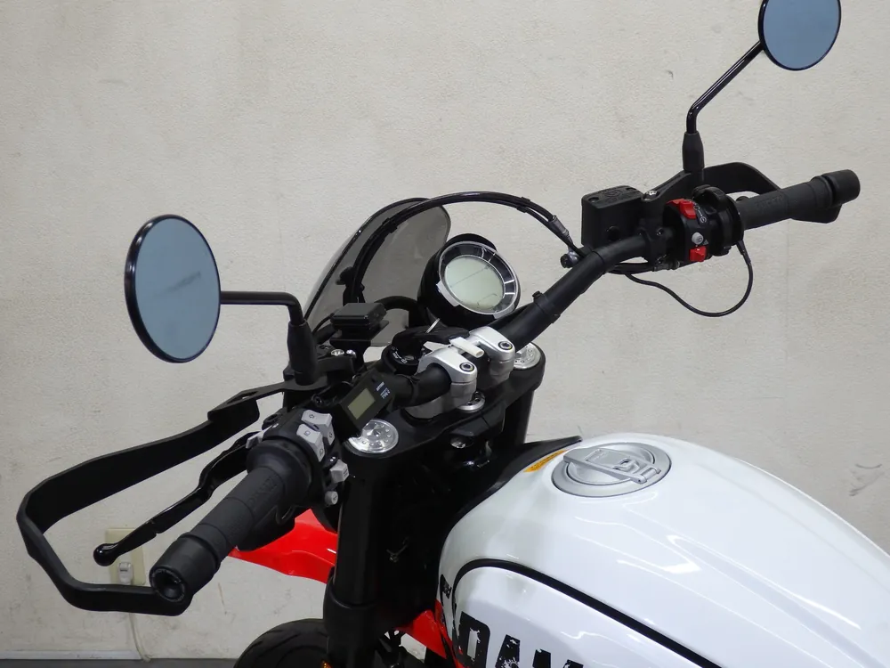 Ducati Scrambler Urban Motard 2023, white / red, фото 9
