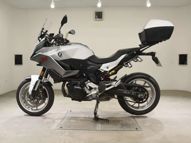 BMW F900XR 2021, белый, фото 2