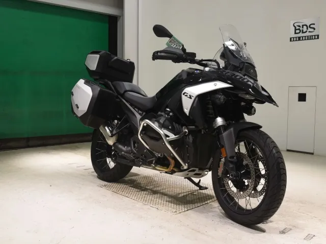 BMW R1300GS 2024, чёрный, фото 3