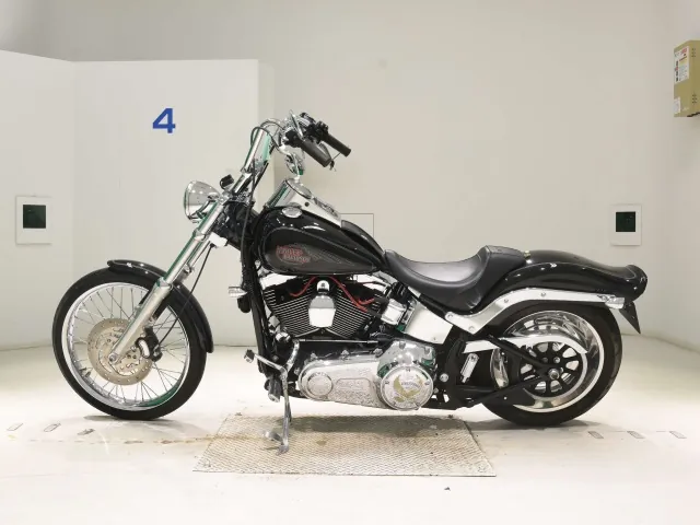 Harley-Davidson FXSTC1580 2008, чёрный, фото 2