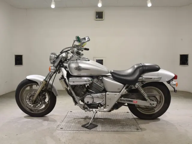 Honda V-Twin Magna 250, серебристый, фото 2