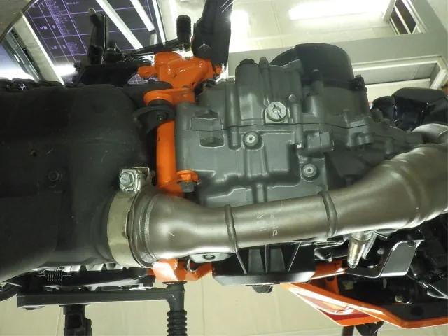 KTM 390 Duke 2025, black | orange, фото 7