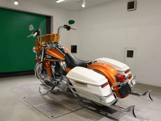 Harley-Davidson FLHFB1870 2023, black | orange, фото 6