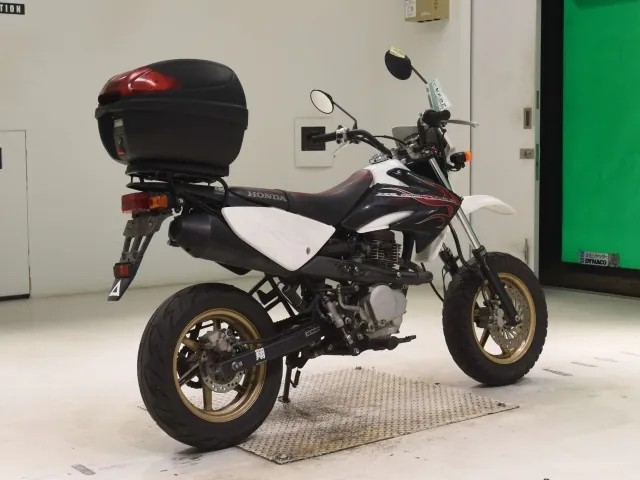 Honda XR100 Motard, white | black, фото 5