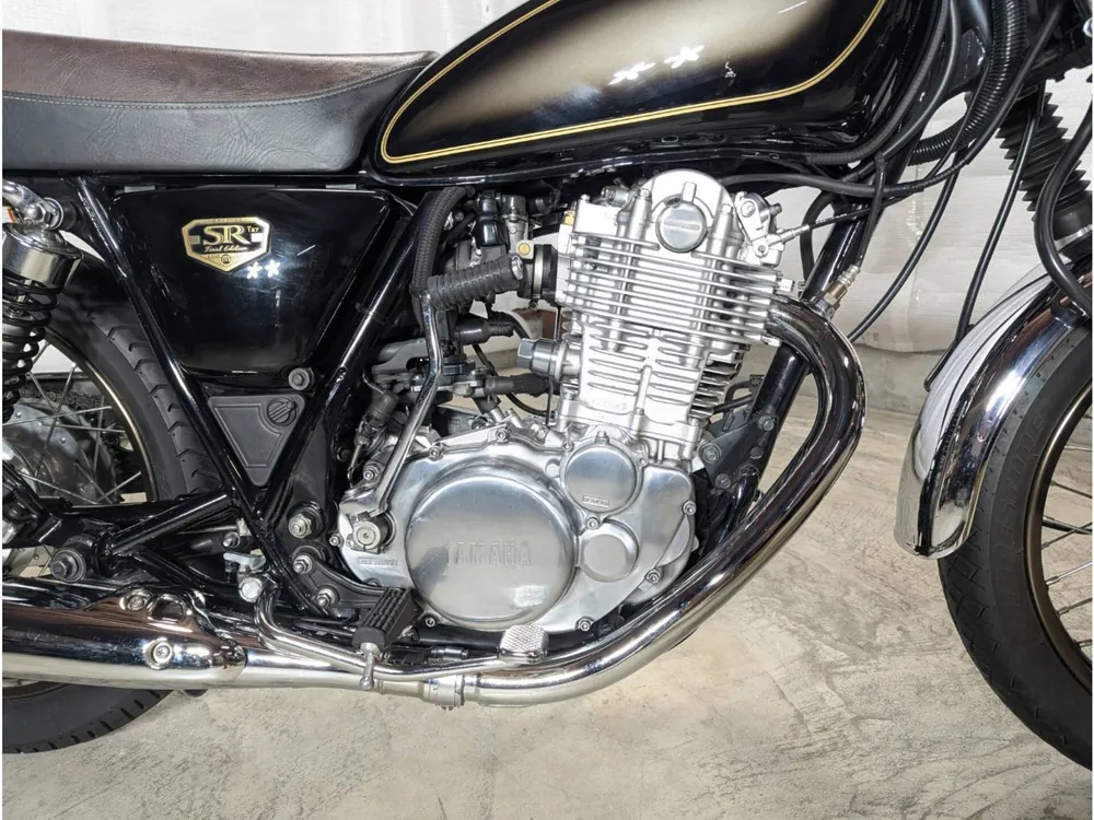 Yamaha SR400 Final Edition Limited 2021, black / light brown, фото 5