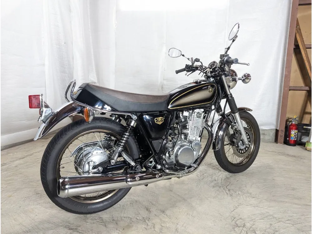 Yamaha SR400 Final Edition Limited 2021, black / light brown, фото 6