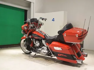Harley-Davidson FLHTCUSE1800CVO из Японии, фото 6