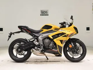 Triumph Daytona 660 из Японии, фото 1