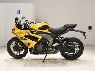 Triumph Daytona 660 из Японии, фото 2