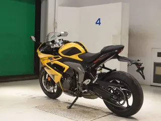 Triumph Daytona 660 из Японии, фото 6