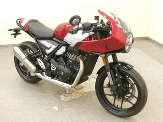 Triumph Thruxton 400 из Японии, фото 1