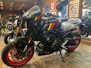 Suzuki Gsx-8T из Японии, фото 1