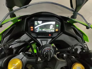 Kawasaki ZX-4R SE из Японии, фото 5