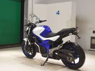 Suzuki Gladius 400 ABS из Японии, фото 6