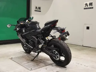 Kawasaki ZX-4R SE из Японии, фото 6