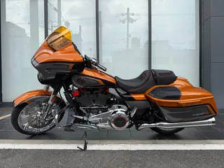 Harley-Davidson FLHXSE CVO из Японии, фото 2