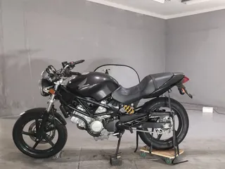 Honda VTR250 MC33 из Японии, фото 2