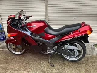 Kawasaki ZZ-R1100 из Японии, фото 1