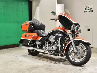 Harley-Davidson FLHTCUSE1800CVO из Японии, фото 3