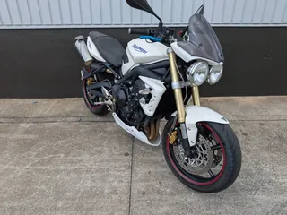 Triumph Street Triple из Японии, фото 1