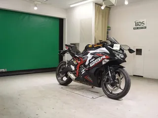 Kawasaki Ninja ZX-25R из Японии, фото 3