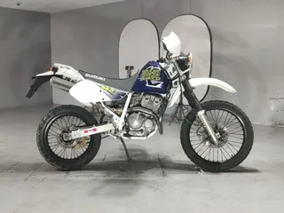 Suzuki DR250R из Японии, фото 1