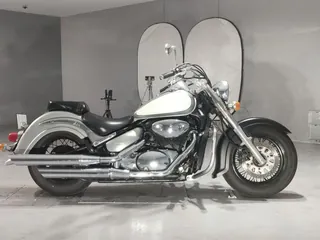 Suzuki Intruder 400 Classic из Японии, фото 1