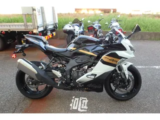Kawasaki ZX-4R SE из Японии, фото 1