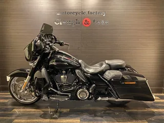 Harley-Davidson FLHXSE CVO Street Glide из Японии, фото 1