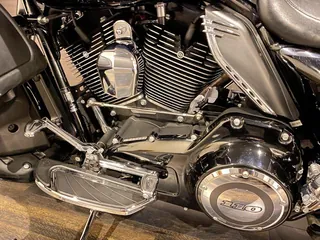 Harley-Davidson FLHXSE CVO Street Glide из Японии, фото 5