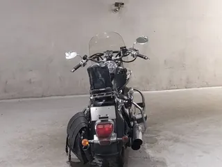 Suzuki Intruder 400 Classic из Японии, фото 4