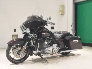 Harley-Davidson FLHXSE1800CVO из Японии, фото 4