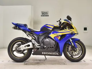 Honda CBR1000RR из Японии, фото 1
