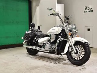 Suzuki Intruder 400 Classic из Японии, фото 3
