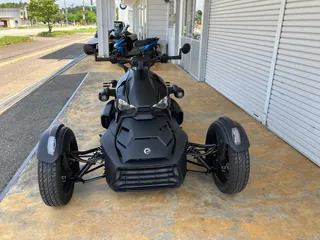 BRP Can-Am Spyder из Японии, фото 8