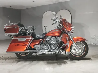Harley-Davidson FLHTCUSE1800CVO из Японии, фото 1