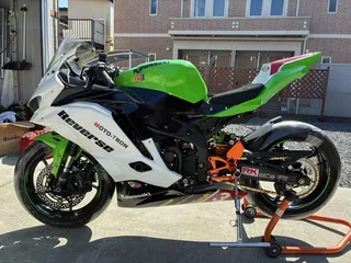 Kawasaki Ninja ZX-4RR из Японии, фото 3