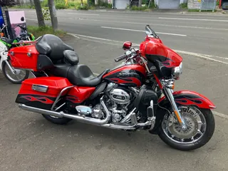 Harley-Davidson FLHTCUSE1800CVO из Японии, фото 1