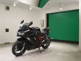 Kawasaki Ninja ZX-25R из Японии, фото 4