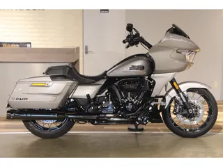 Harley-Davidson FLTRXSE1800CVO из Японии, фото 1