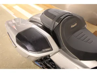 Harley-Davidson FLTRXSE1800CVO из Японии, фото 5