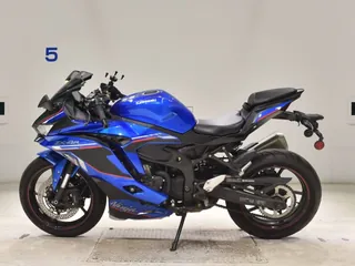 Kawasaki ZX-4R SE из Японии, фото 2