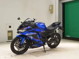 Kawasaki ZX-4R SE из Японии, фото 4