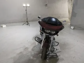 Harley-Davidson FLTRX1750 из Японии, фото 3