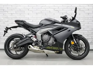Triumph Daytona 660 из Японии, фото 1