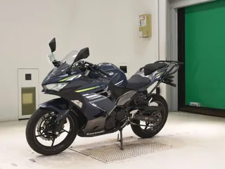 Kawasaki Ninja 400 из Японии, фото 4