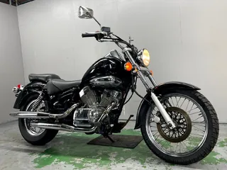 Suzuki Intruder 250LC из Японии, фото 1