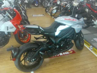 Suzuki GSX-S1000SR из Японии, фото 5