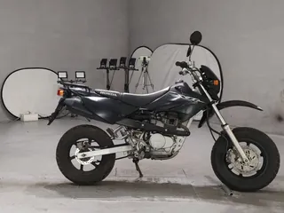 Honda XR100 Motard из Японии, фото 1